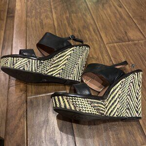 Lucky Brand Wedge Sandals